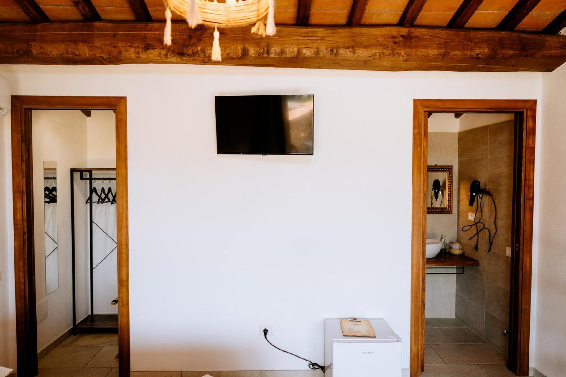 Agriturismo Giu Al Pozzo กาวอร์ราโน ภายนอก รูปภาพ